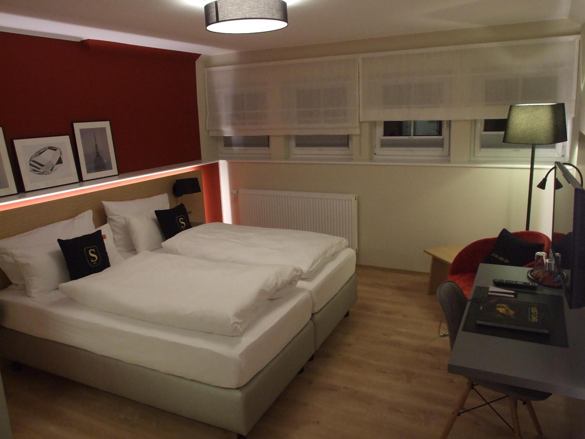 Der Stahlberg Hotel & Restaurant Hilchenbach ภายนอก รูปภาพ